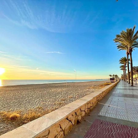 Modern Apartment Directly On The Beach With Wifi And Air Conditioning El Campello Exterior foto